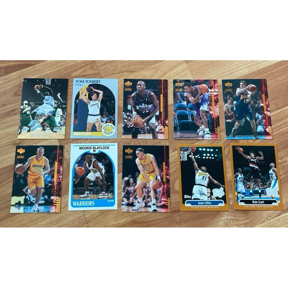 10 NBA Basketball Cards
Good condition